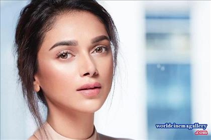 Aditi Rao Hydari Hot Bikini Stills