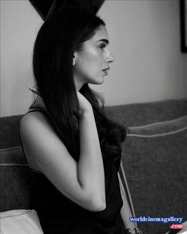 Aditi Rao Hydari Hot Bikini Stills