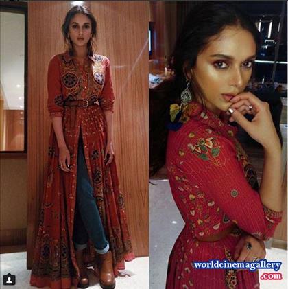 Aditi Rao Hydari Latest Hot Photo Stills