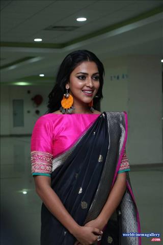 Amala Paul Stills at Baskar Oru Rascal Audio Launch