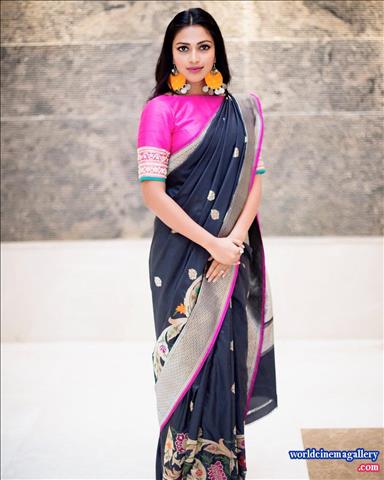 Amala Paul Stills at Baskar Oru Rascal Audio Launch