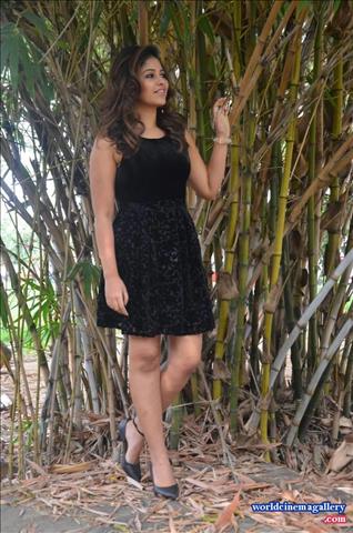 Anjali Stills at Balloon Movie Trailer Launch