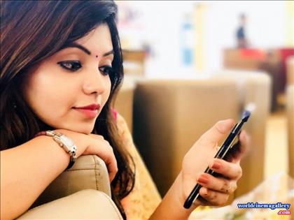 Athulya Ravi Latest Stills at Yemaali Movie Audio Launch