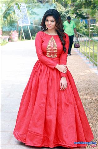 Athulya Ravi Latest Stills at Yemaali Movie Audio Launch