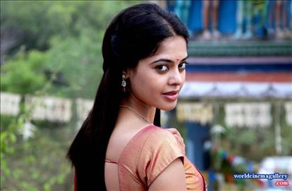 Bindu Madhavi Latest Hot Stills