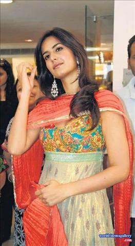 Katrina Kaif latest Hot stills