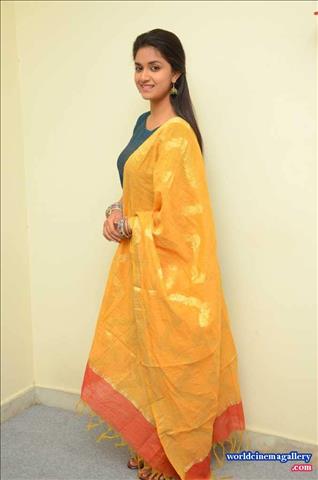 Keerthy Suresh latest cute stills