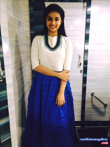 Keerthy Suresh latest Hot stills