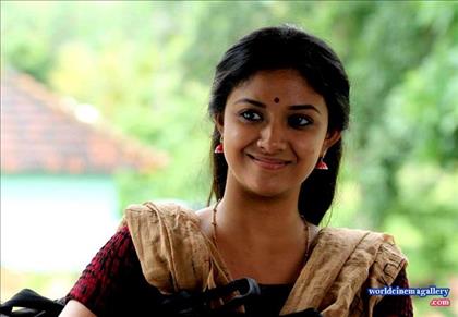 Keerthy Suresh latest Hot stills
