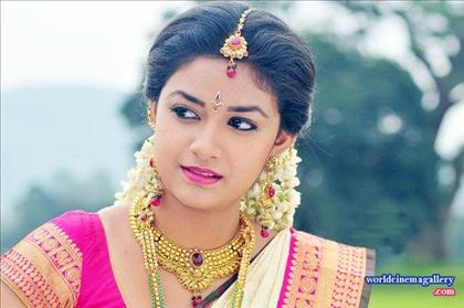 Keerthy Suresh latest Hot stills
