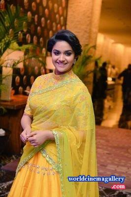 Keerthy Suresh latest Hot stills