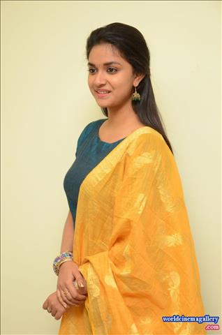 Keerthy Suresh latest Hot stills