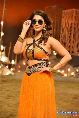 Surabhi Hot Stills in Okka Kshanam movie