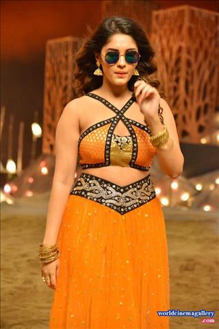 Surabhi Hot Stills in Okka Kshanam movie