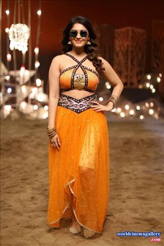 Surabhi Hot Stills in Okka Kshanam movie