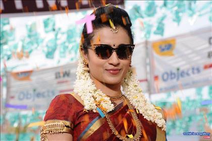 Trisha Hot Red Saree Stills at Nayagi movie