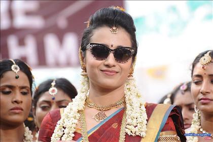 Trisha Hot Red Saree Stills at Nayagi movie