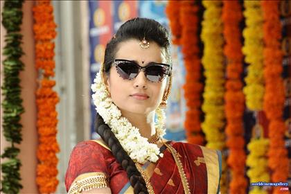 Trisha Hot Red Saree Stills at Nayagi movie