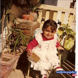 Shriya Saran Latest Stills