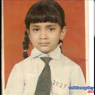 Shriya Saran Latest Stills