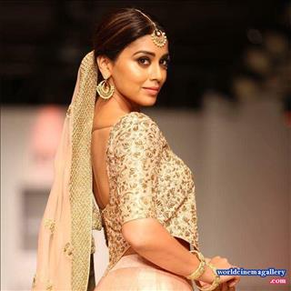Shriya Saran Latest Stills