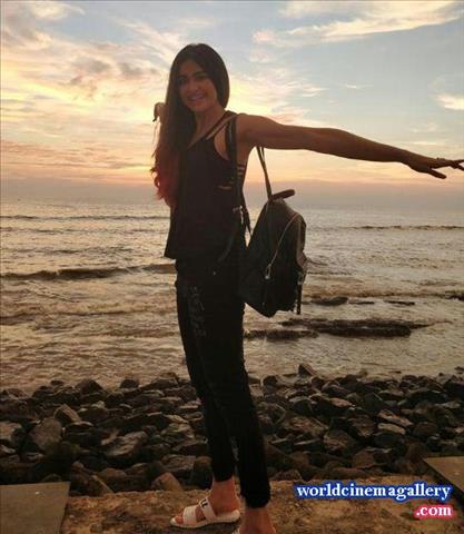 Adah Sharma latest hot stills from airport 