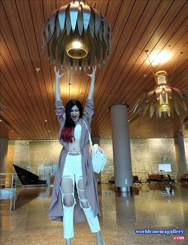 Adah Sharma latest hot stills from airport 