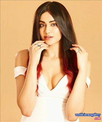 Adah Sharma latest hot Topless stills 