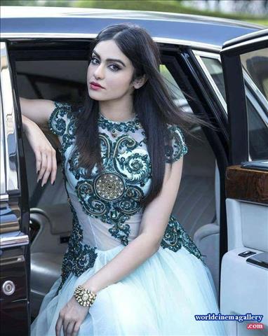 Adah Sharma latest hot Topless stills 