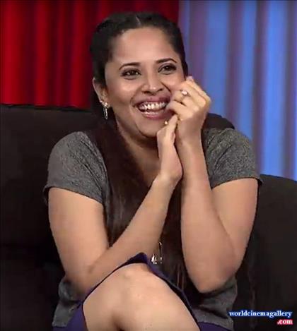 Anchor Anasuya latest hot stills