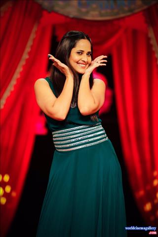 Anchor Anasuya latest photoshoot movie stills