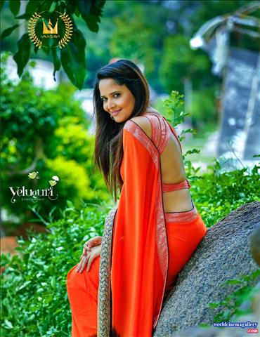 Anchor Anasuya latest stills  - World Cinema Gallery