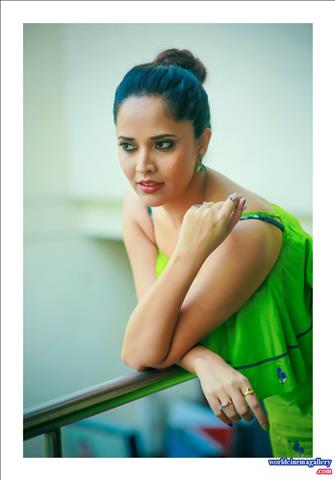 Anchor Anasuya latest stills  - World Cinema Gallery