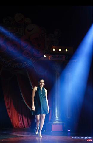 Anchor Anasuya latest stills  - World Cinema Gallery