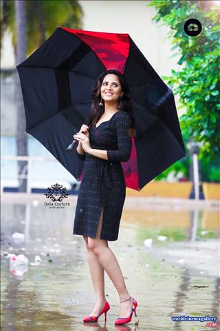Anchor Anasuya latest stills  - World Cinema Gallery