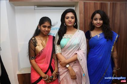 Anchor Sreemukhi Saree Stills At Maanvis Beauty Studio and Spa Launch
