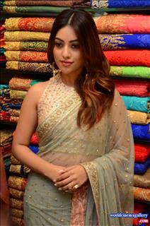 Anu Emmanuel Launches  KLM Shopping Mall 
