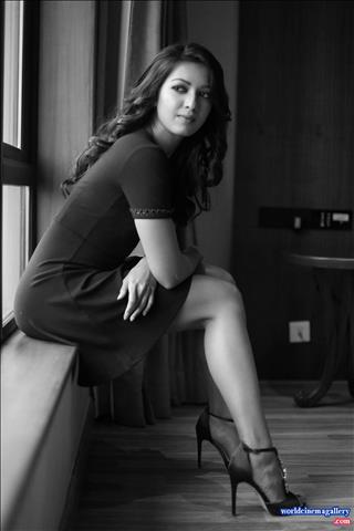 Catherine Tresa from goutham nanda stills