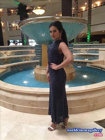 Catherine Tresa from goutham nanda stills