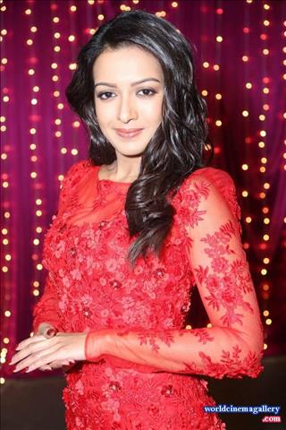 Catherine Tresa from goutham nanda stills