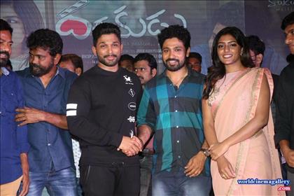 Eesha Rebba cute latest collections