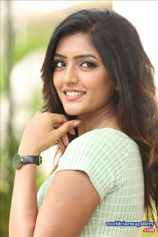 Eesha Rebba latest stills from Darsakudu