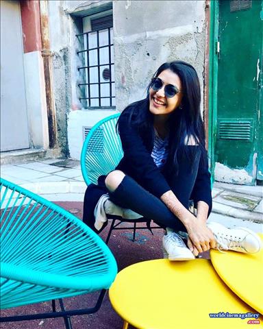 Kajal Aggarwal latest shooting spot  stills from Paris Paris