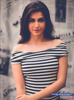 Kriti Kharbanda Cute Stills