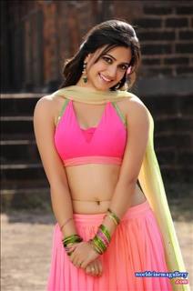 Kriti Kharbanda Cute Stills
