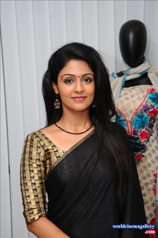 Nandini Serial Malavika Wales at Enna Satham Intha Neram Press Meet