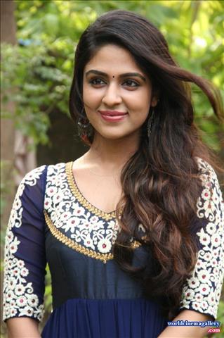 Nandini Serial Malavika Wales at Enna Satham Intha Neram Press Meet
