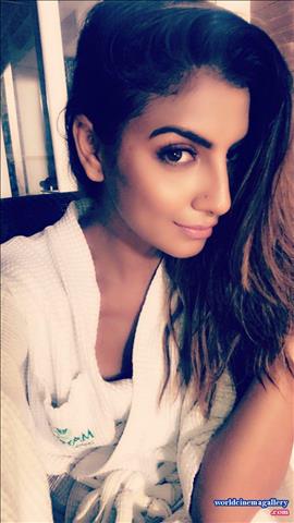 Rachel white latest hot stills 