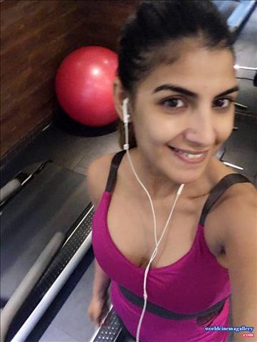 Rachel white latest hot stills 