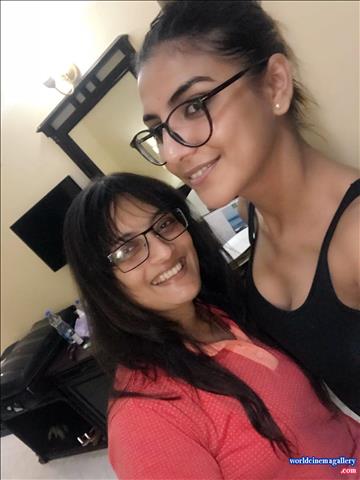 Rachel white latest hot stills 